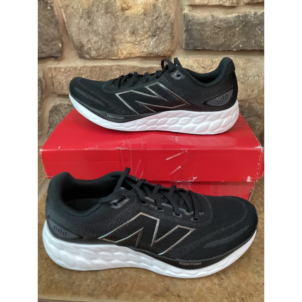 New Balance Fresh Foam 680 v8 Size Mens 9.5 Womens 11 Running Shoes Black Grey
